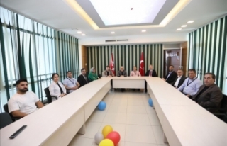 Tıp Bayramında Hekimler Ziyaret Edildi