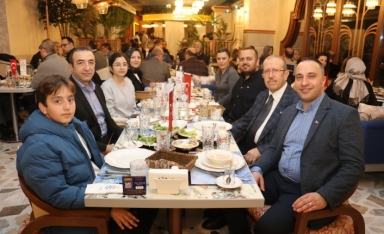 Hayat Hastanesi Tıp Bayramını kutladı