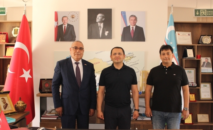 Özbekistan, sağlık hizmetlerinde Türkiye’yi örnek alıyor